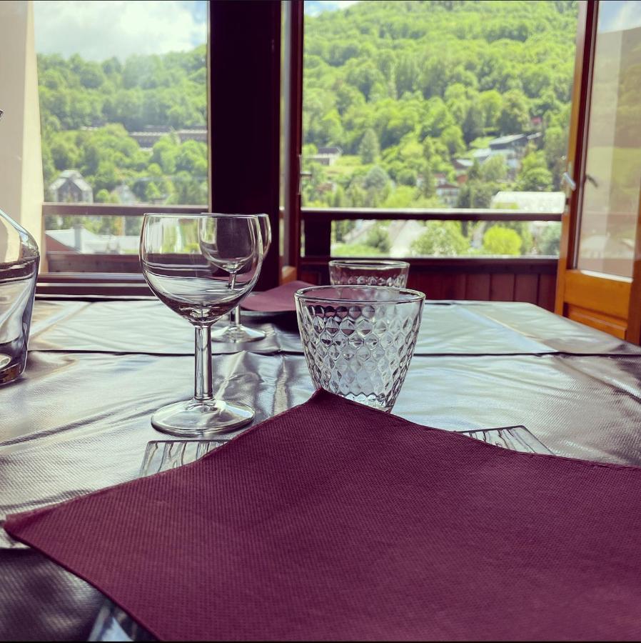 Appartement 58 M2 Avec Piscine Interieure Vue Montagne Centre Village , Parking Prive Сен-Лари-Сулан Экстерьер фото