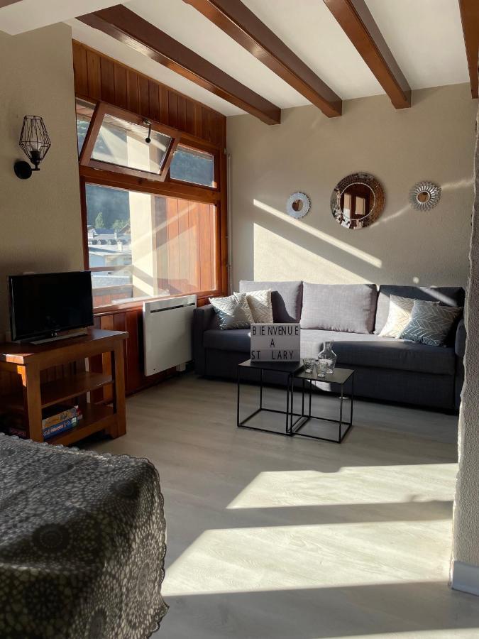 Appartement 58 M2 Avec Piscine Interieure Vue Montagne Centre Village , Parking Prive Сен-Лари-Сулан Экстерьер фото