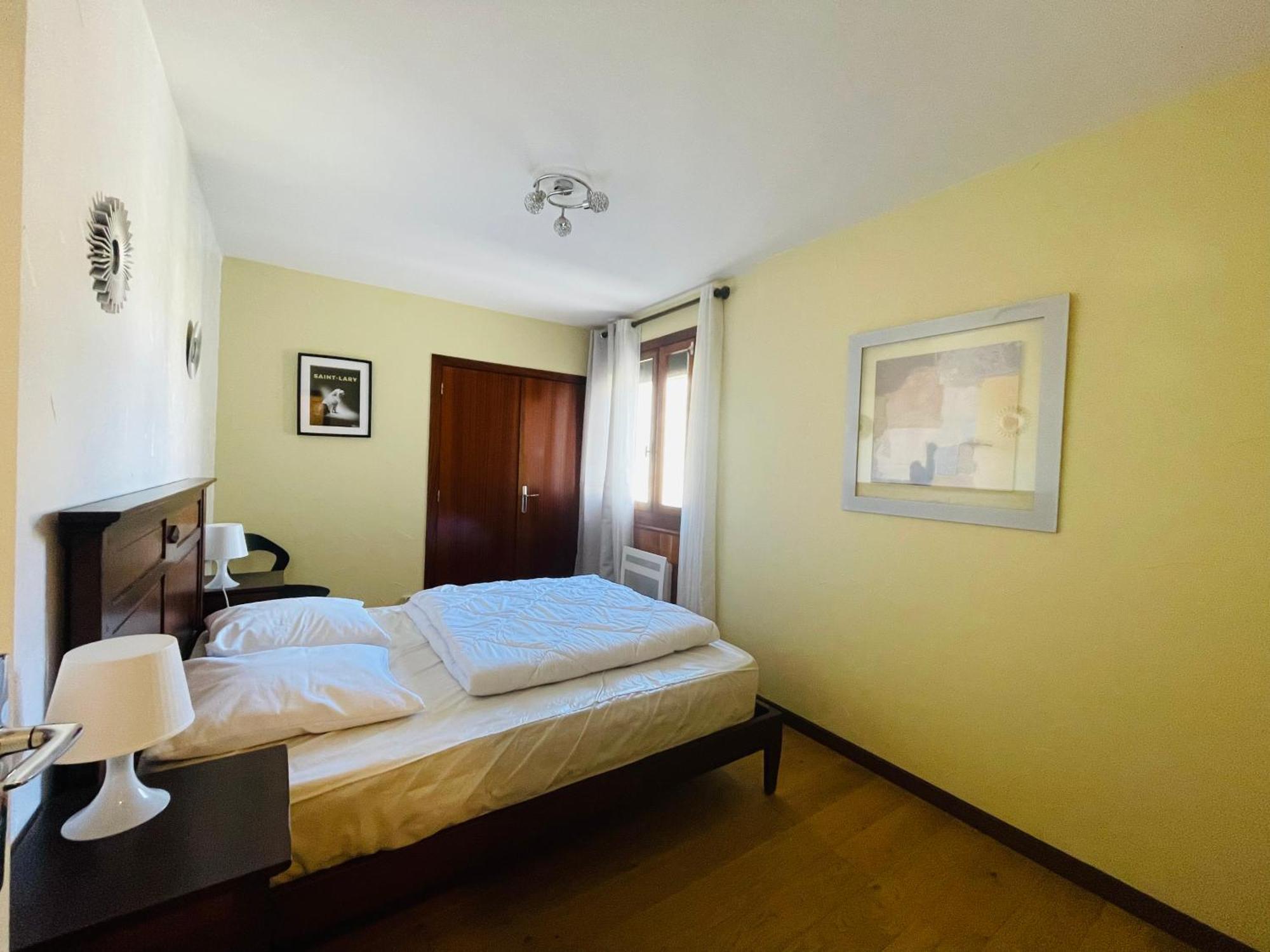 Appartement 58 M2 Avec Piscine Interieure Vue Montagne Centre Village , Parking Prive Сен-Лари-Сулан Экстерьер фото